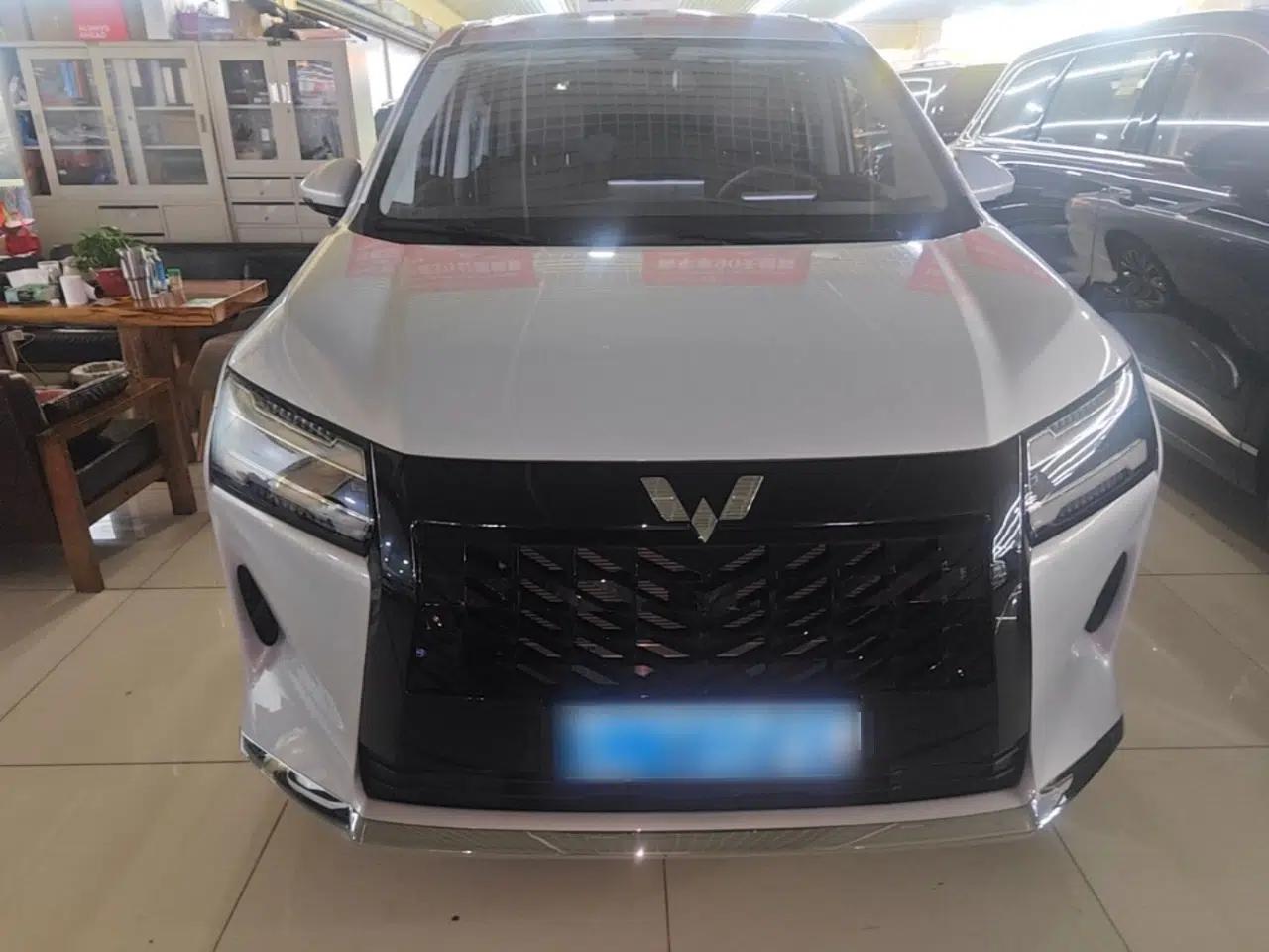 Wuling 730 2025 Model 1.5T CVT Elite Edition — миниатюра 2