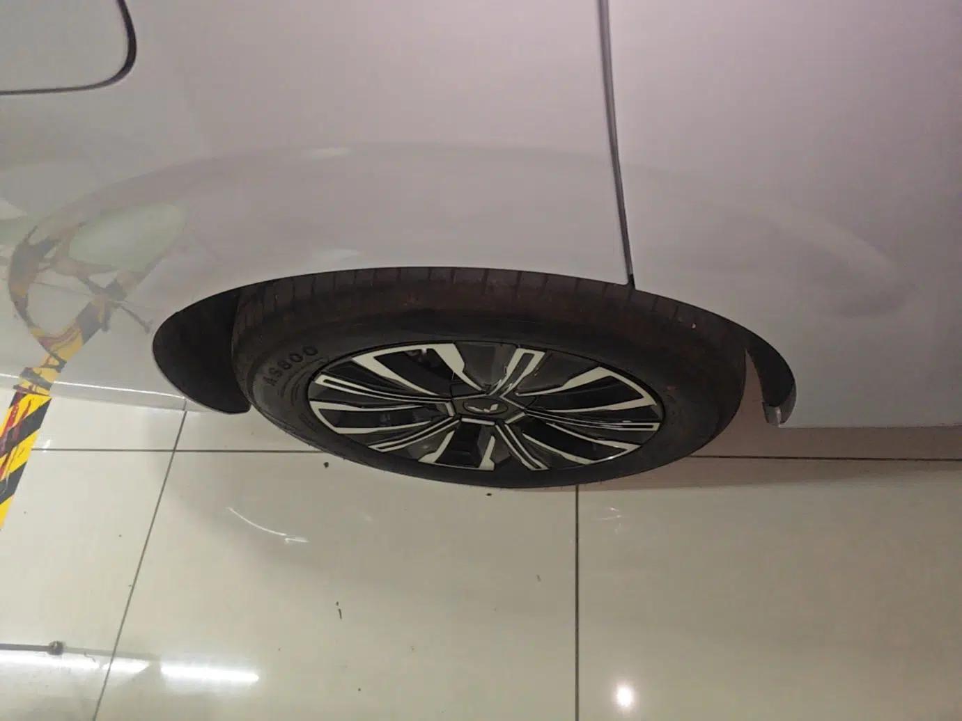 Wuling 730 2025 Model 1.5T CVT Elite Edition — миниатюра 11