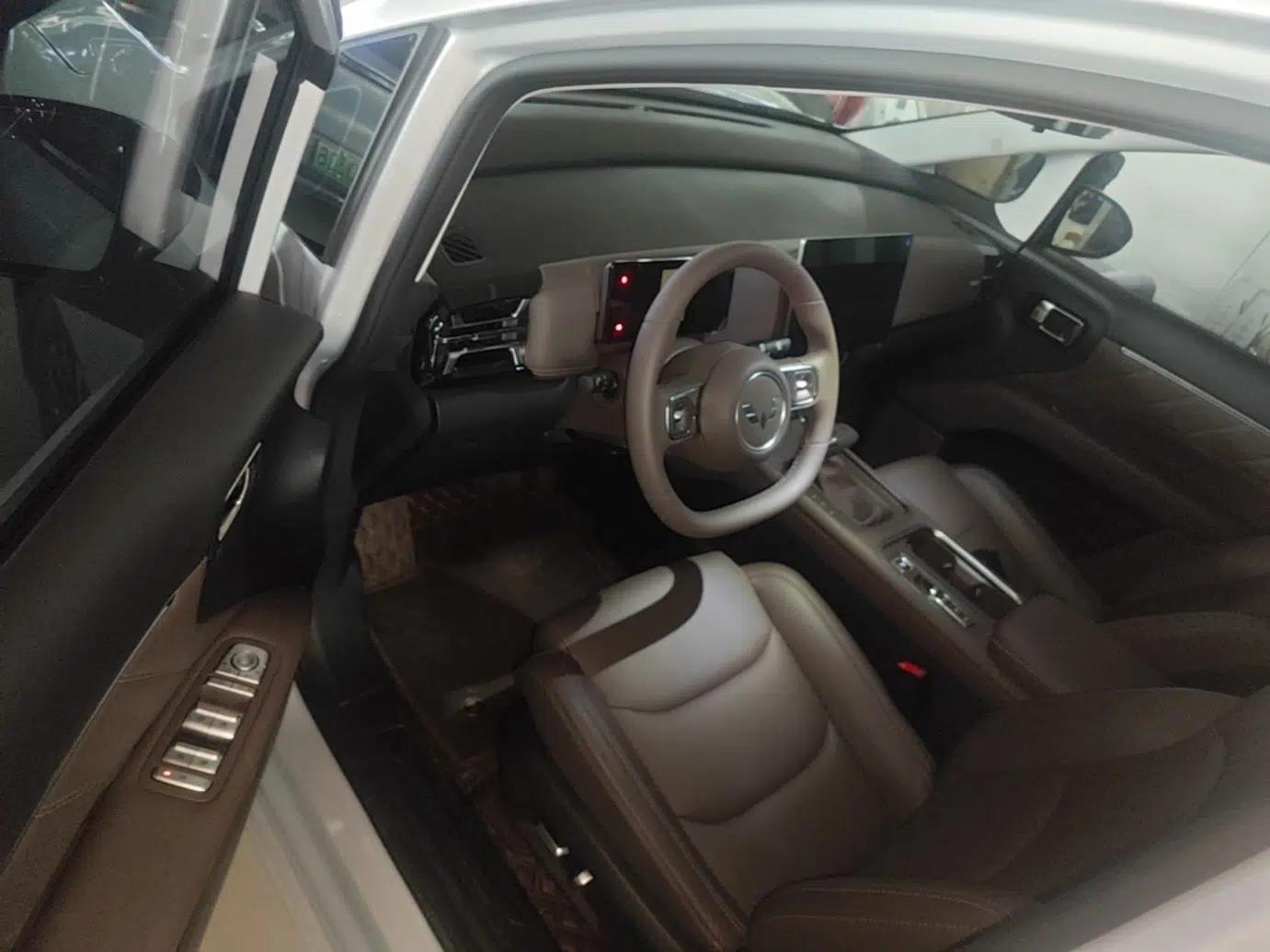 Wuling 730 2025 Model 1.5T CVT Elite Edition — миниатюра 18
