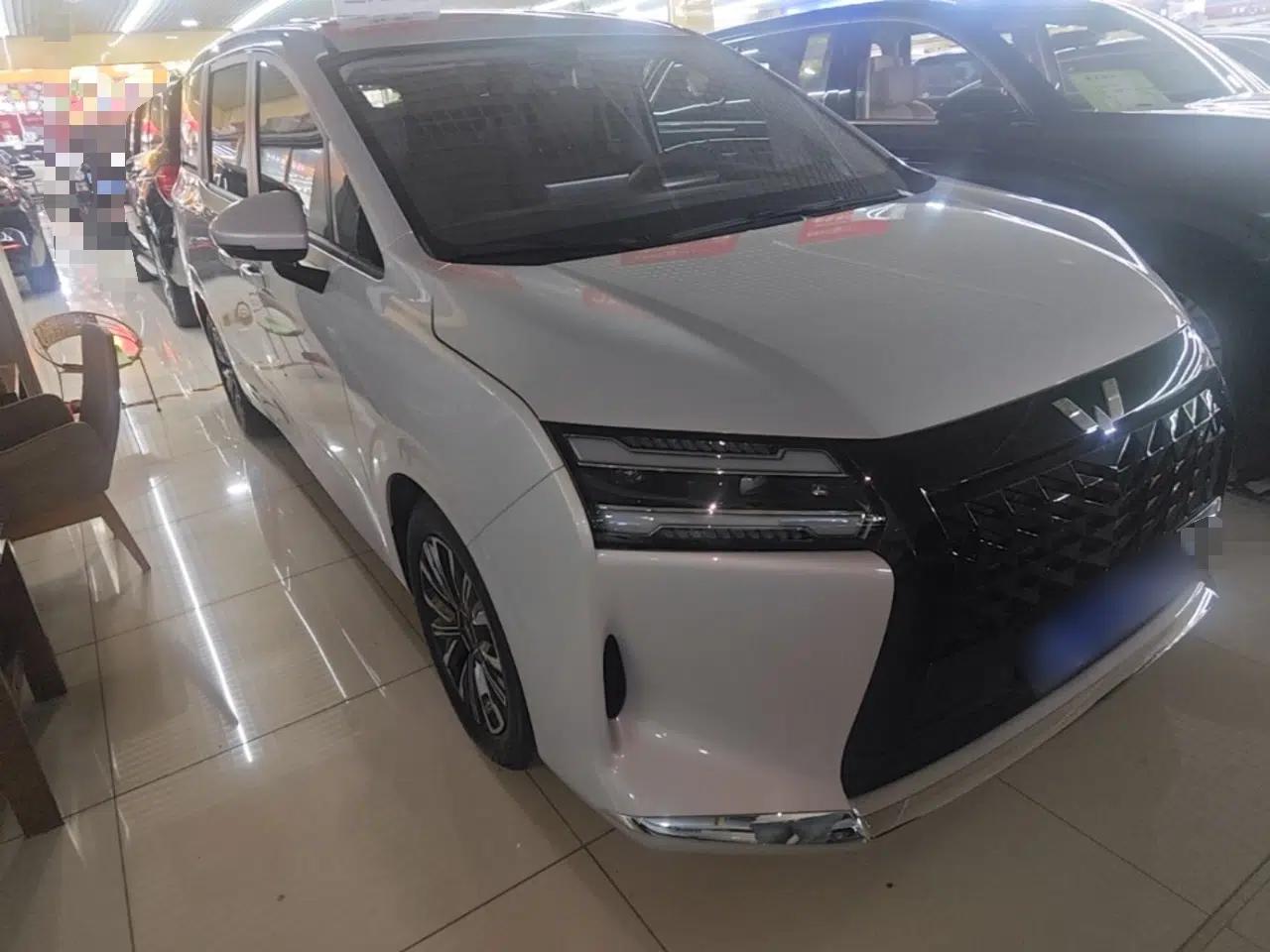 Wuling 730 2025 Model 1.5T CVT Elite Edition — миниатюра 3