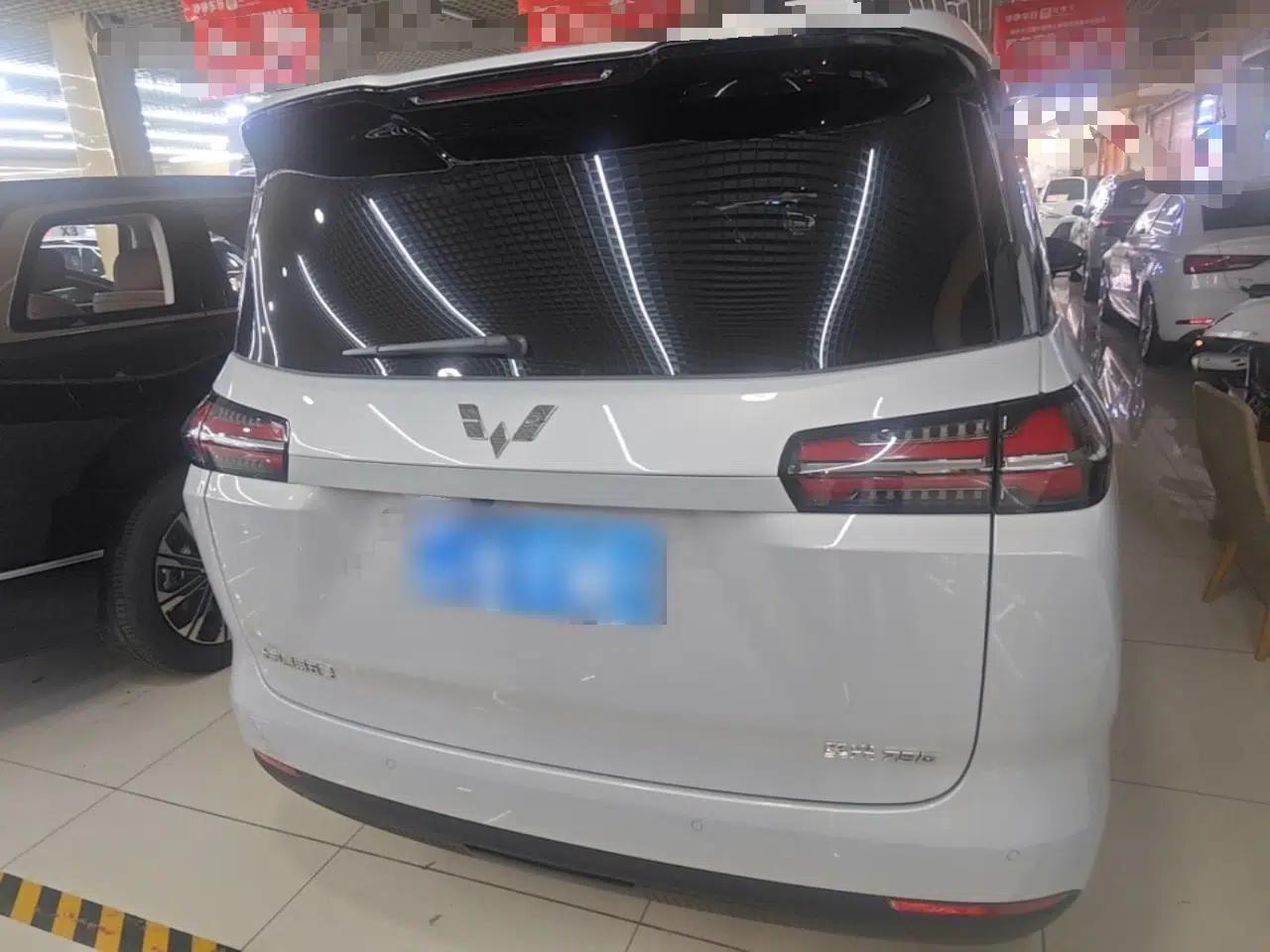 Wuling 730 2025 Model 1.5T CVT Elite Edition — миниатюра 5
