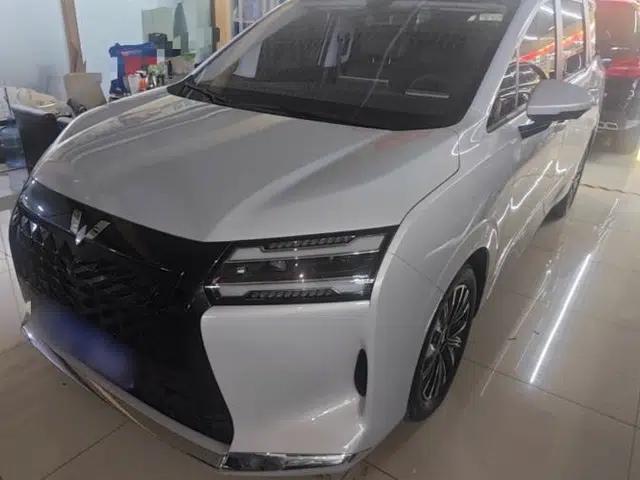 Wuling 730 2025 Model 1.5T CVT Elite Edition