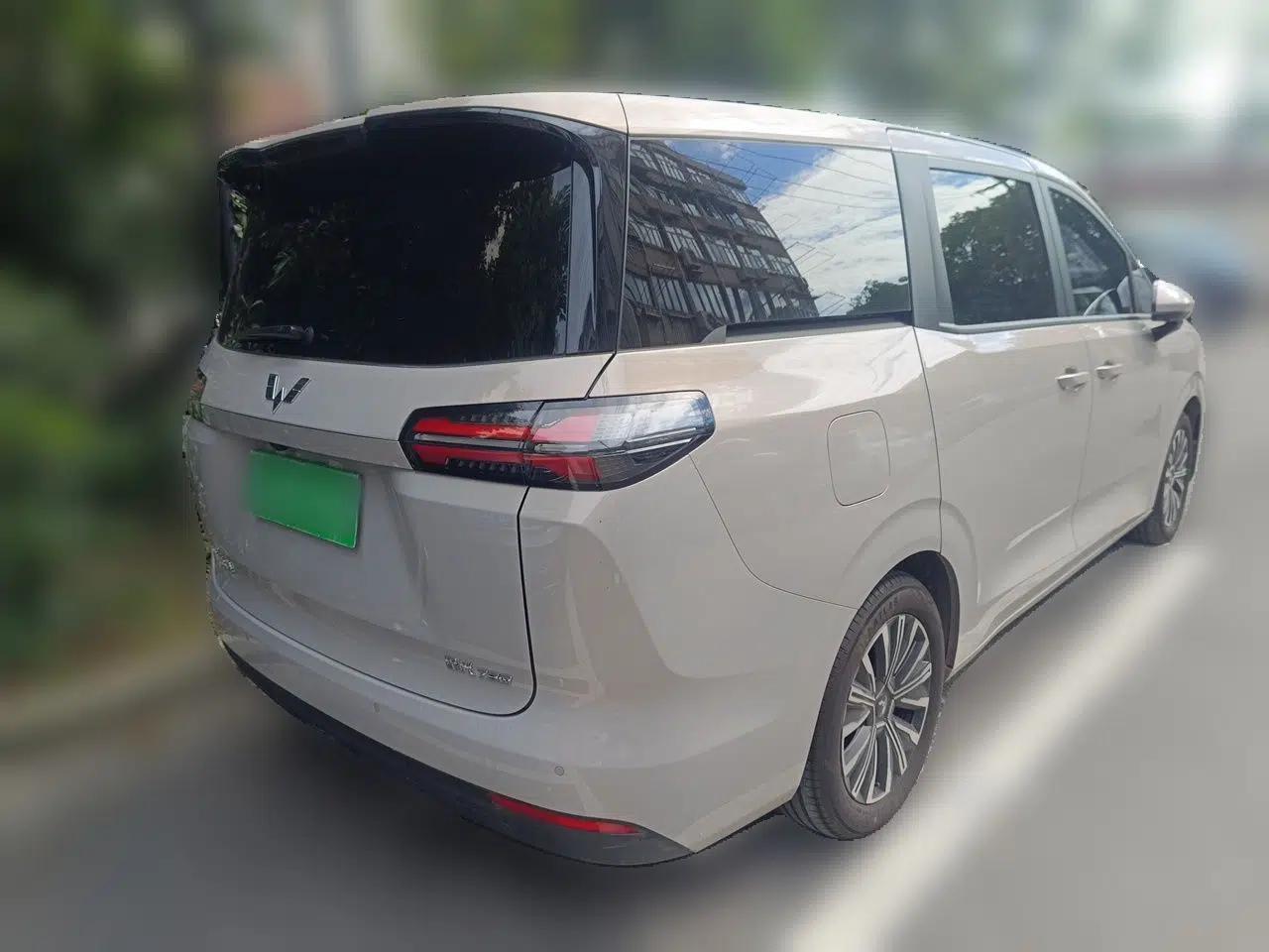 Wuling 730 2025 Model 1.5T CVT Elite Edition — миниатюра 6