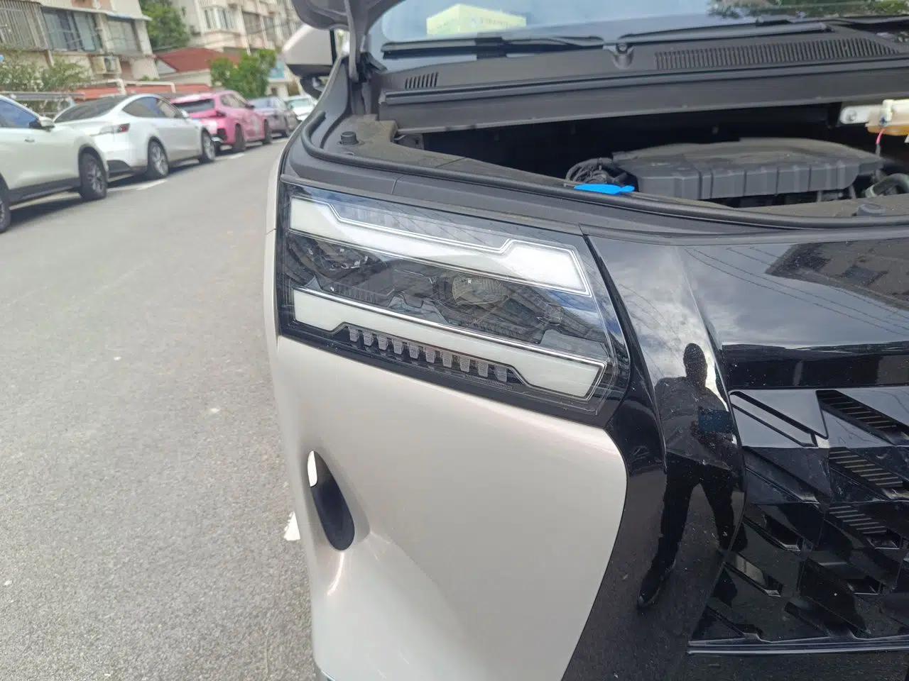Wuling 730 2025 Model 1.5T CVT Elite Edition — миниатюра 7