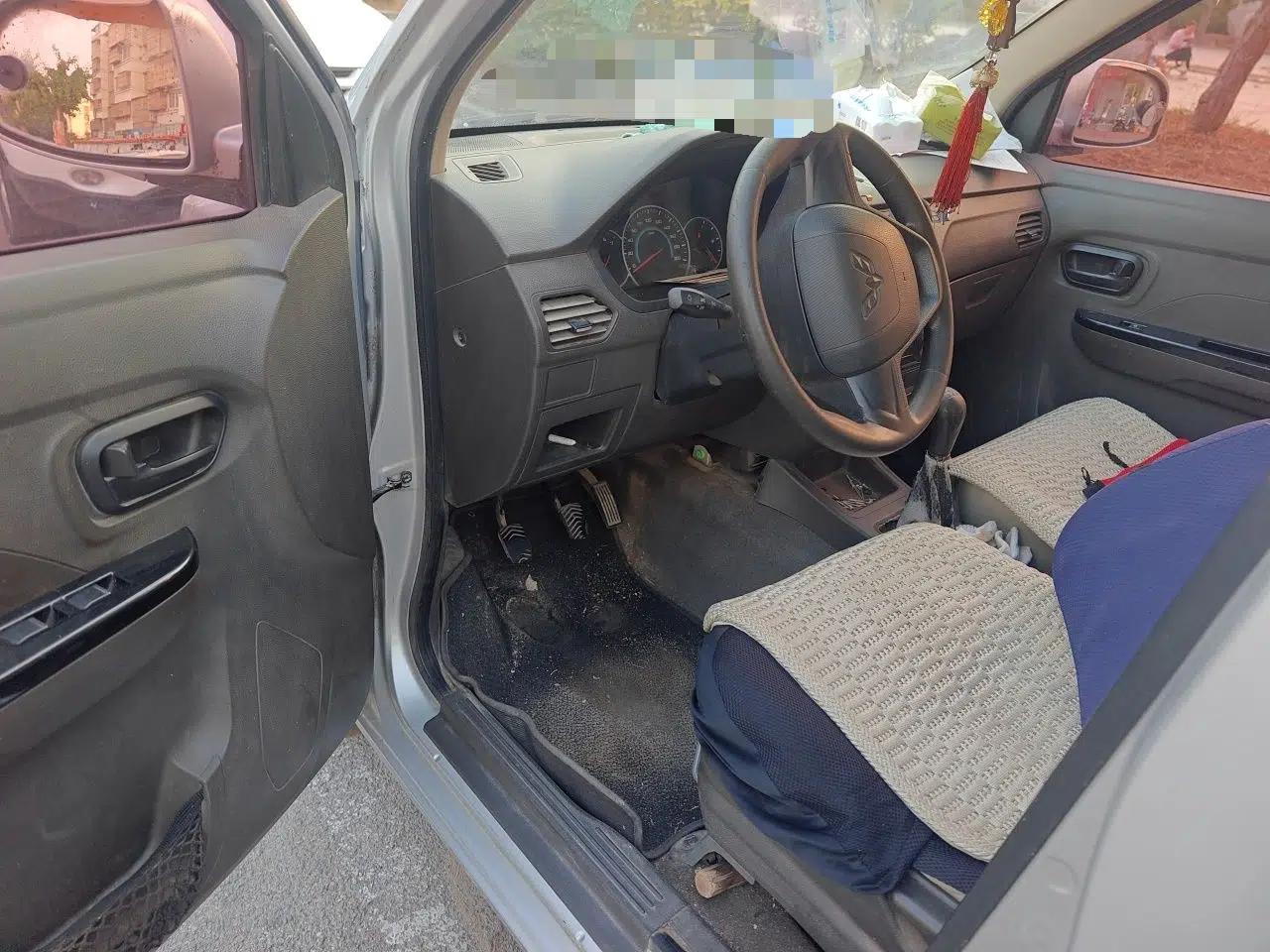 Wuling Zhiguang V 2017 1.2L Standard Version I LMH — миниатюра 16