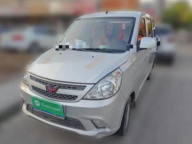 Wuling Zhiguang V 2017 1.2L Standard Version I LMH