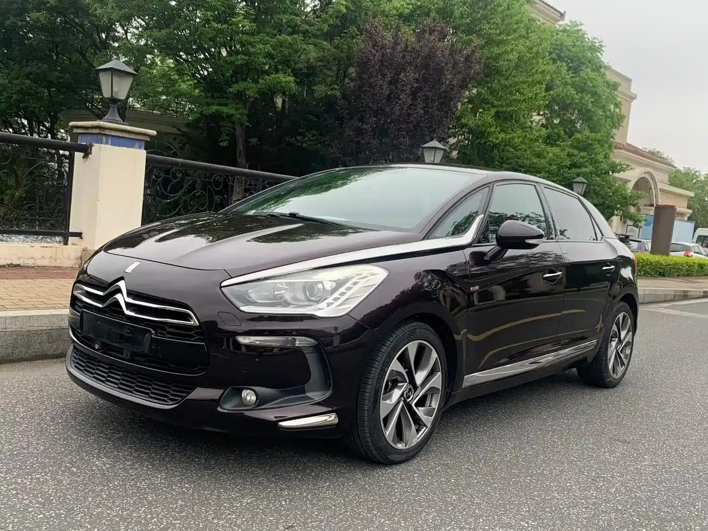 DS 5 2014 1.6T Luxury Edition THP200 — миниатюра 1