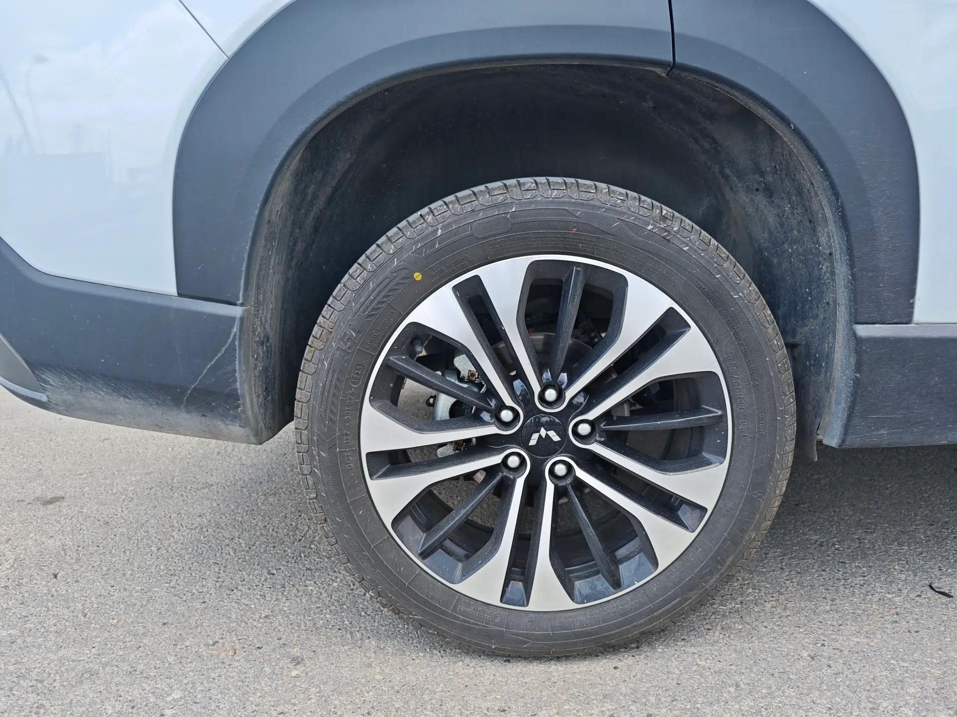Wuling Xingguang 560 New Energy 2026 Model, Plug-in Hybrid, 125 km, Luxury Version — миниатюра 16