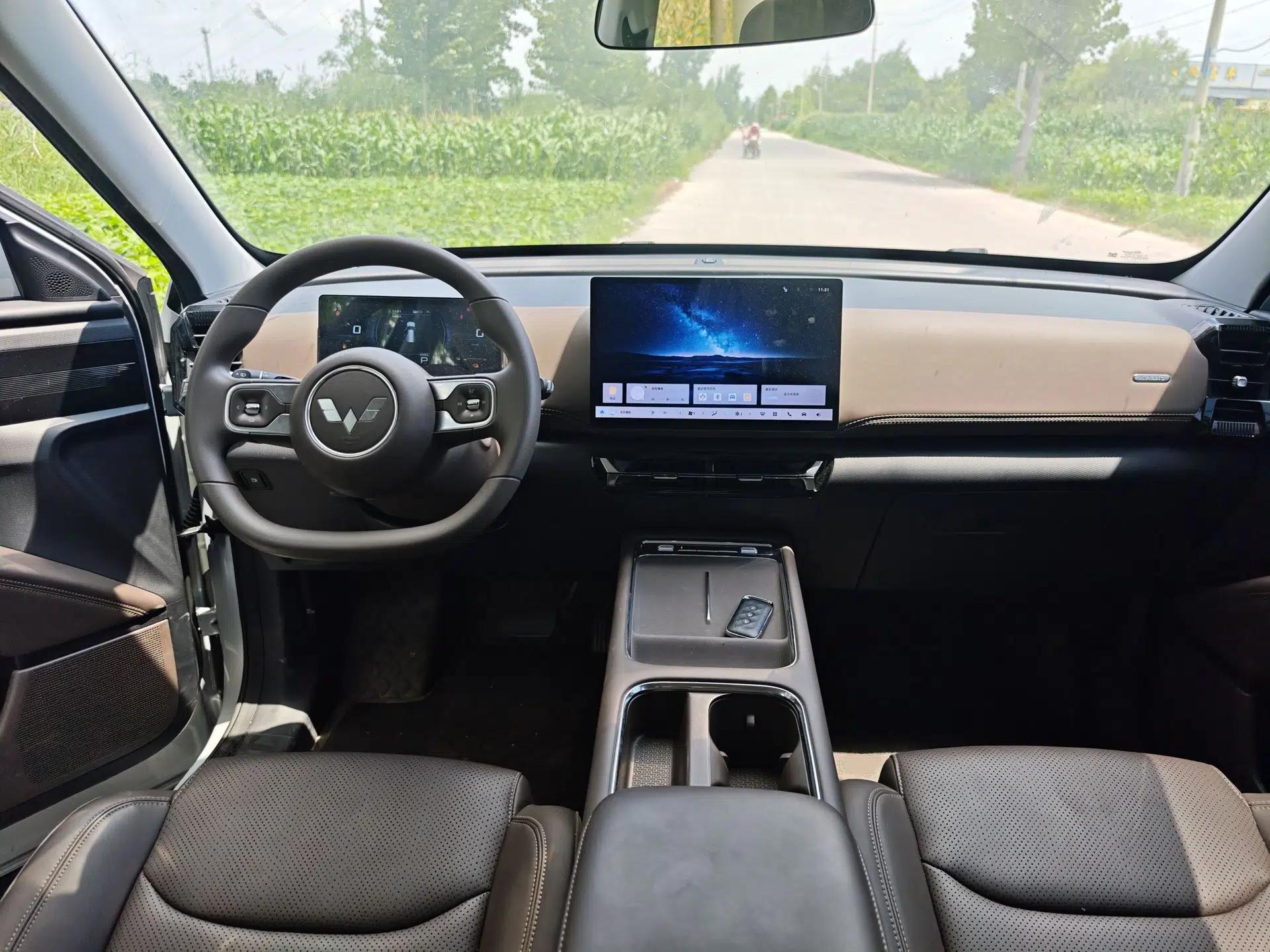Wuling Xingguang 560 New Energy 2026 Model, Plug-in Hybrid, 125 km, Luxury Version — миниатюра 17