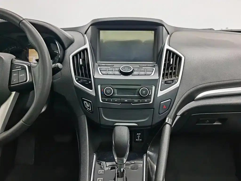 Dongfeng Fengshen AX7 2015 2.0L Automatic Smart Edition — миниатюра 12