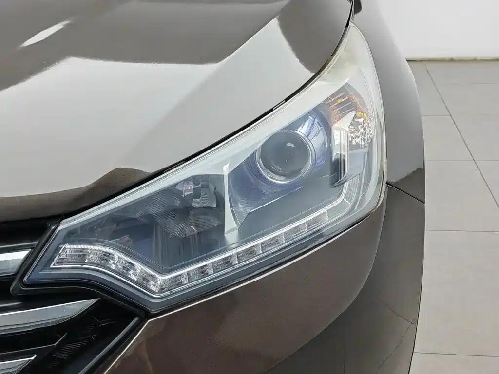 Dongfeng Fengshen AX7 2015 2.0L Automatic Smart Edition — миниатюра 7