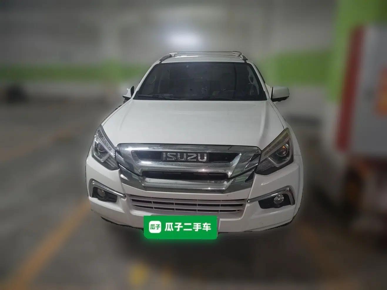 Isuzu mu-X 2017 3.0T Four-Wheel Drive Automatic Luxury Edition 5 Seats China V Emission Standard — миниатюра 2
