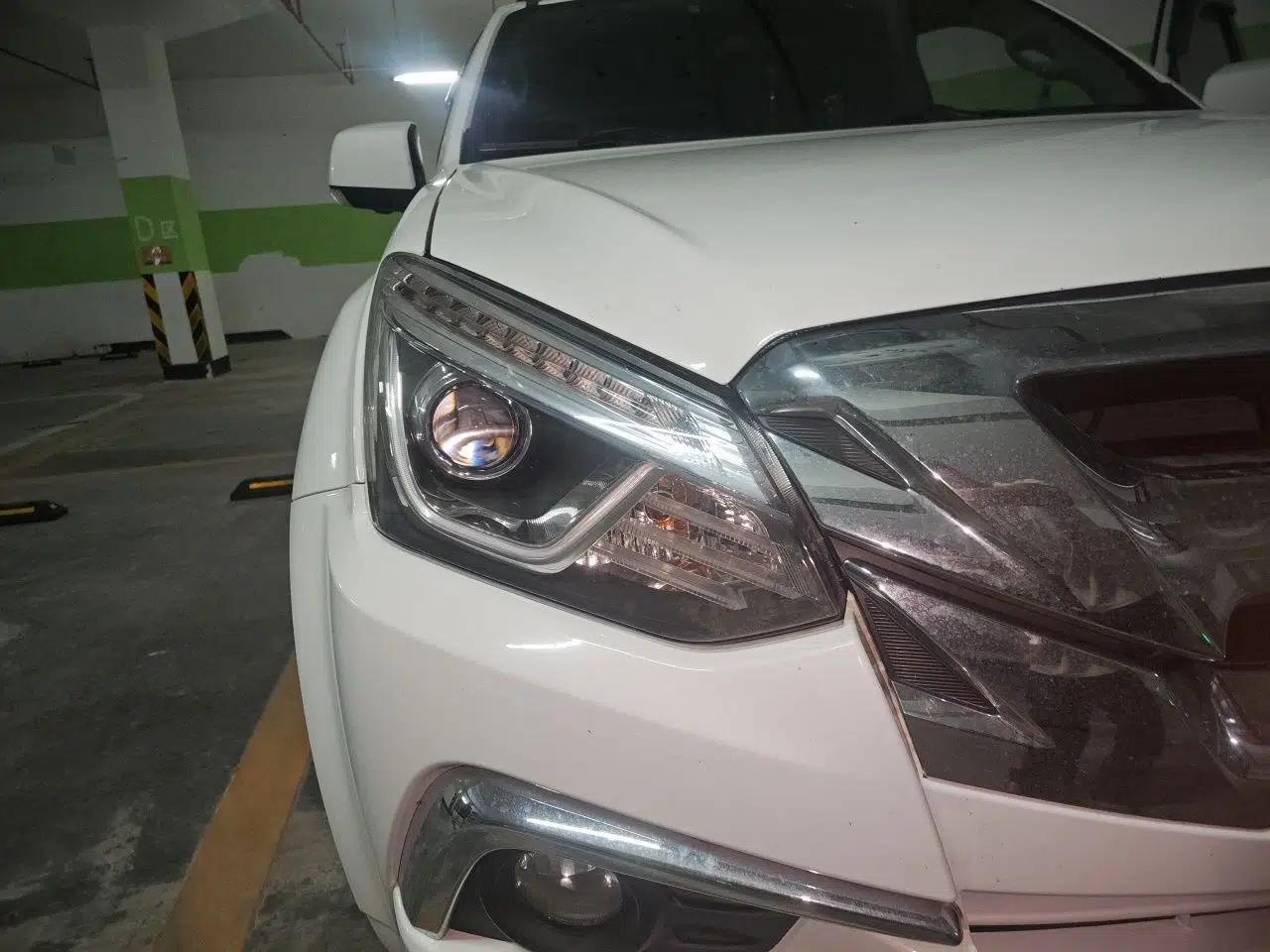 Isuzu mu-X 2017 3.0T Four-Wheel Drive Automatic Luxury Edition 5 Seats China V Emission Standard — миниатюра 7