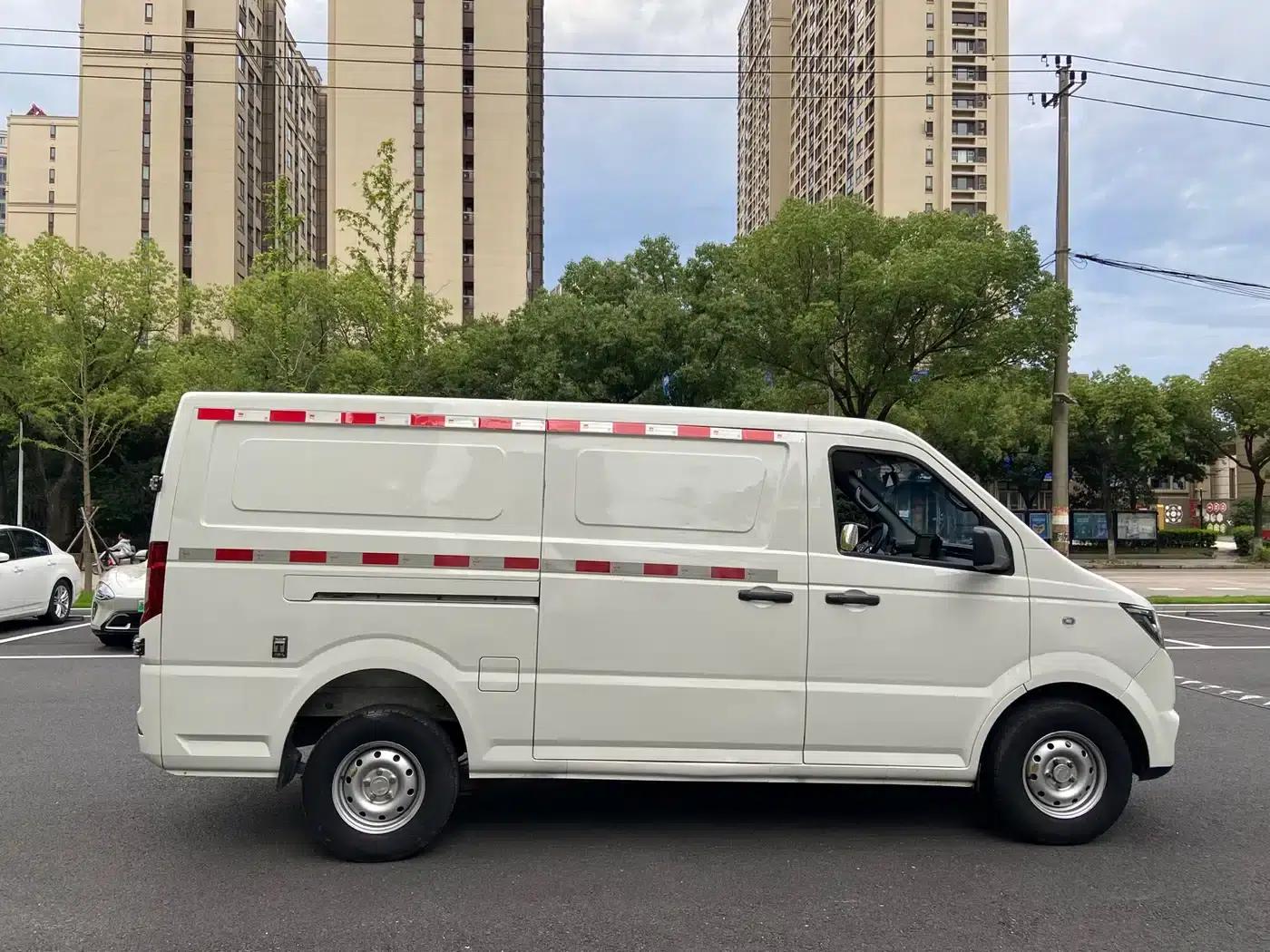 EM27 2024 Model, CATL 41.86kWh — миниатюра 14