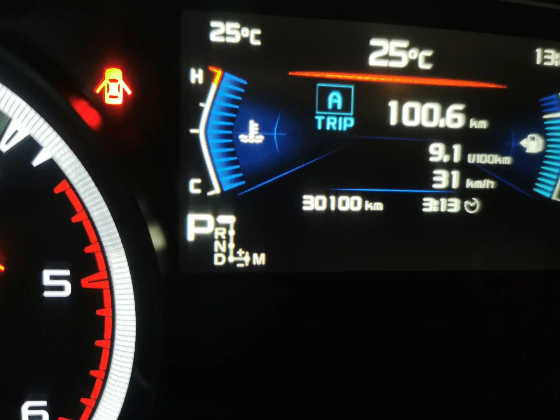 Isuzu D-MAX 2021 1.9T Automatic 4x4 Diesel Global Changle Leading RZ4E — миниатюра 12