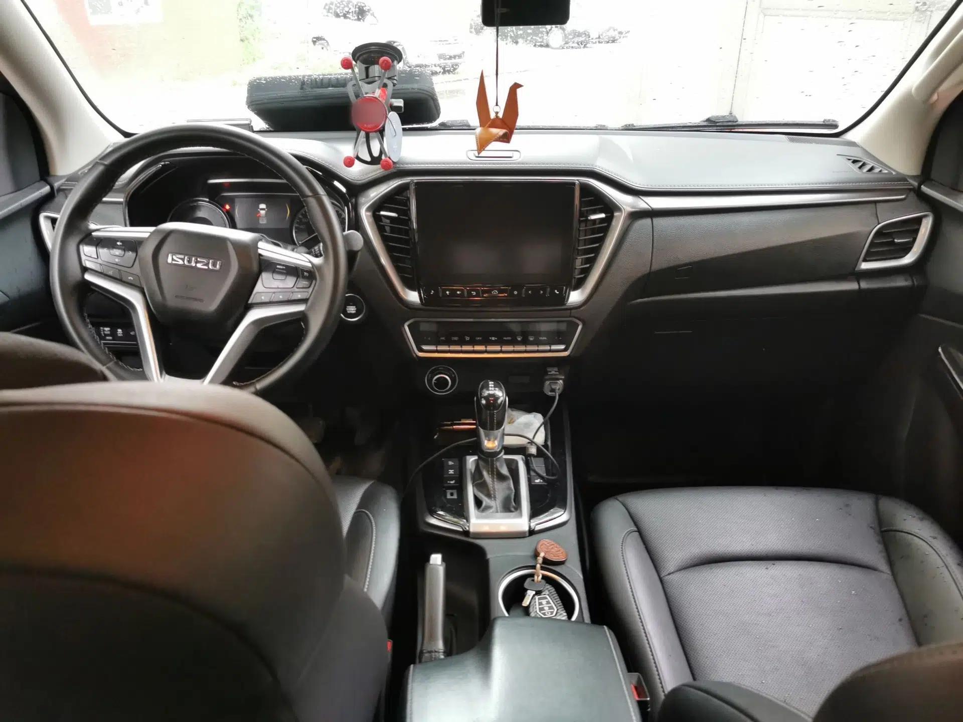 Isuzu D-MAX 2021 1.9T Automatic 4x4 Diesel Global Changle Leading RZ4E — миниатюра 9