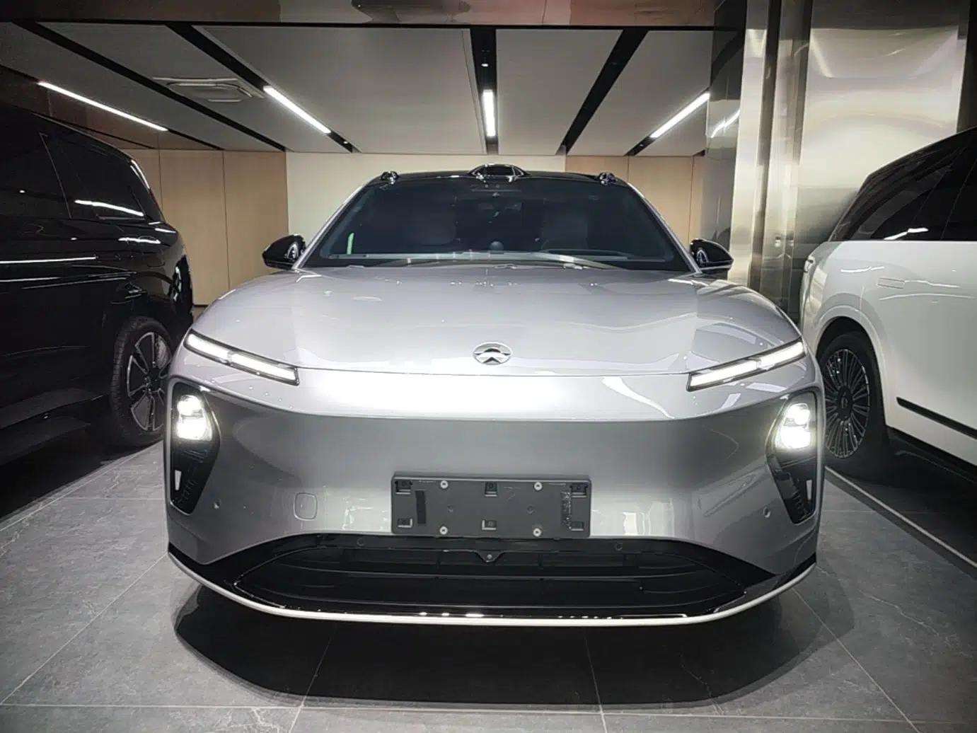Nio ET9 2025 100kWh Signature Edition — миниатюра 2