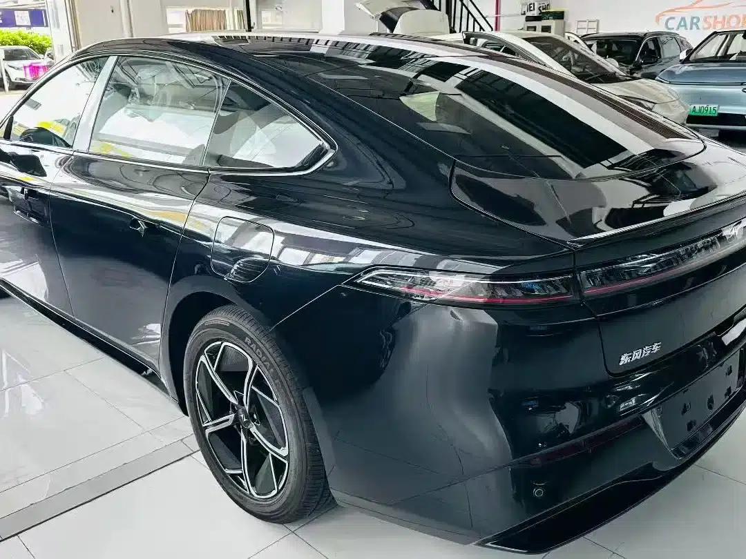 eπ007 2025 Pure Electric 550 Executive Edition — миниатюра 9
