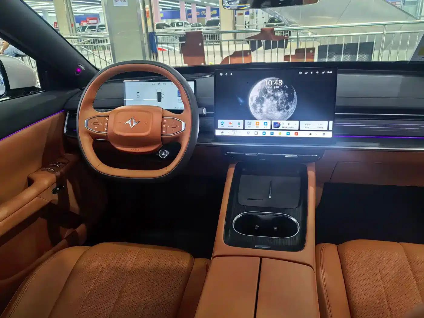 eπ007 2025 Pure Electric 565 AWD Max Navigator Edition — миниатюра 4
