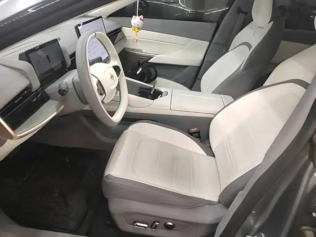eπ007 2024 Pure Electric 540 AWD Max Edition — миниатюра 15