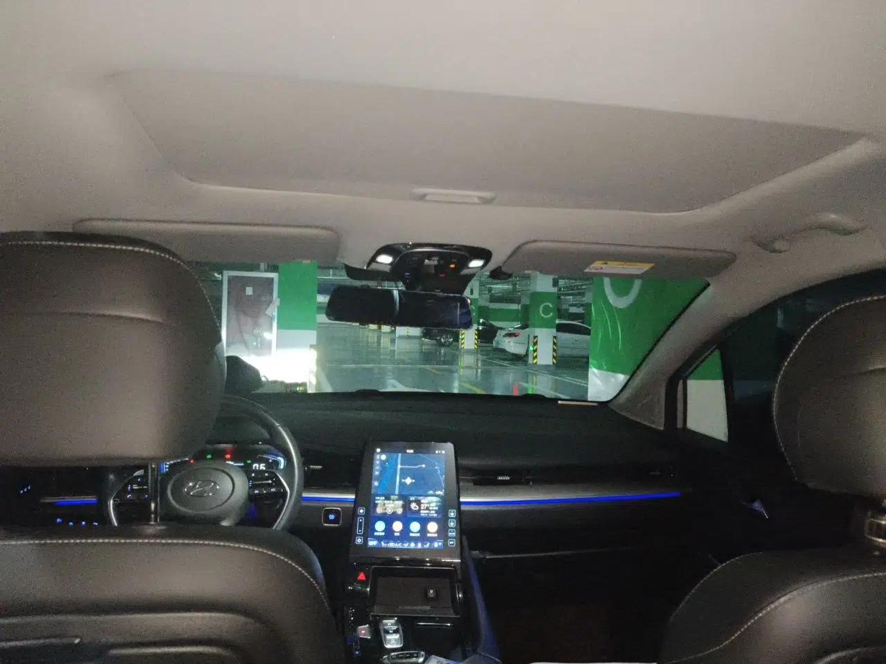 Hyundai Custo 2021 380TGDi Smart Luxury Premium LUX — миниатюра 18