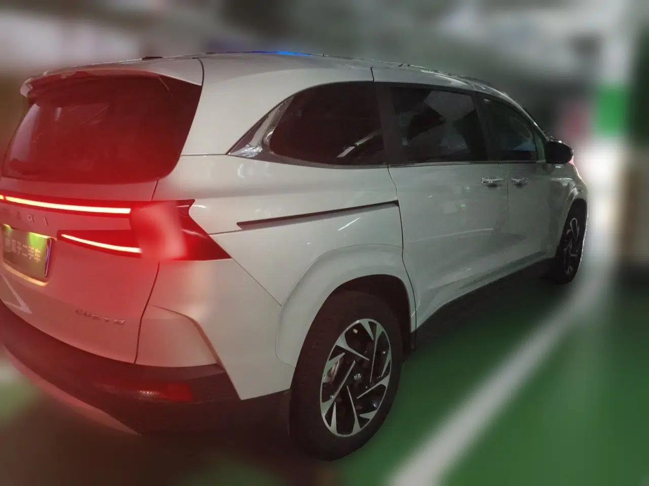 Hyundai Custo 2021 380TGDi Smart Luxury Premium LUX — миниатюра 6