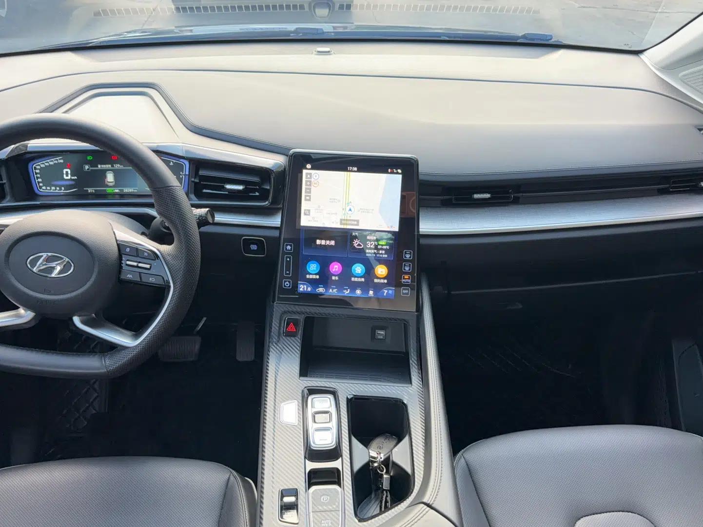 Hyundai Custo 2021 270TGDi Prestige LUX — миниатюра 12
