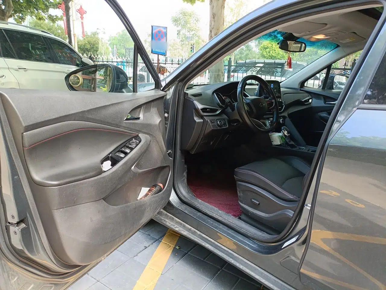 Chevrolet Orlando 2019 Redline 530T Automatic Zhaoxiang Edition (5+2 Seating) China VI — миниатюра 16