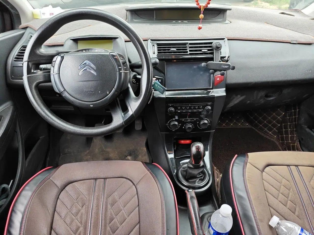 Citroen C-Quatre 2013 Sedan 1.6L Manual - Prestige Model — миниатюра 9