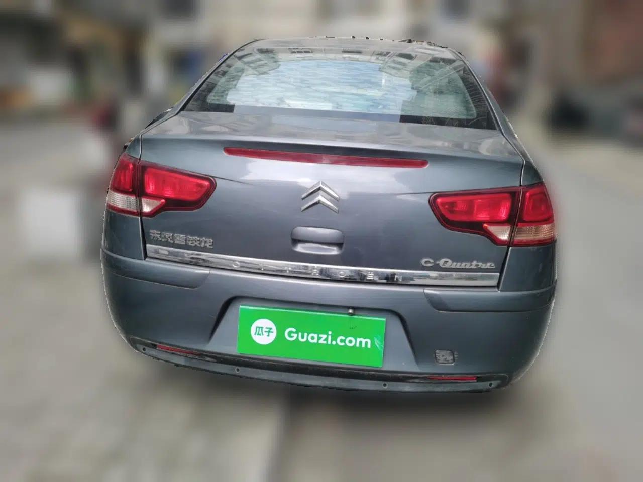 Citroen C-Quatre 2011 Sedan 1.6L Manual Fashion Edition — миниатюра 5
