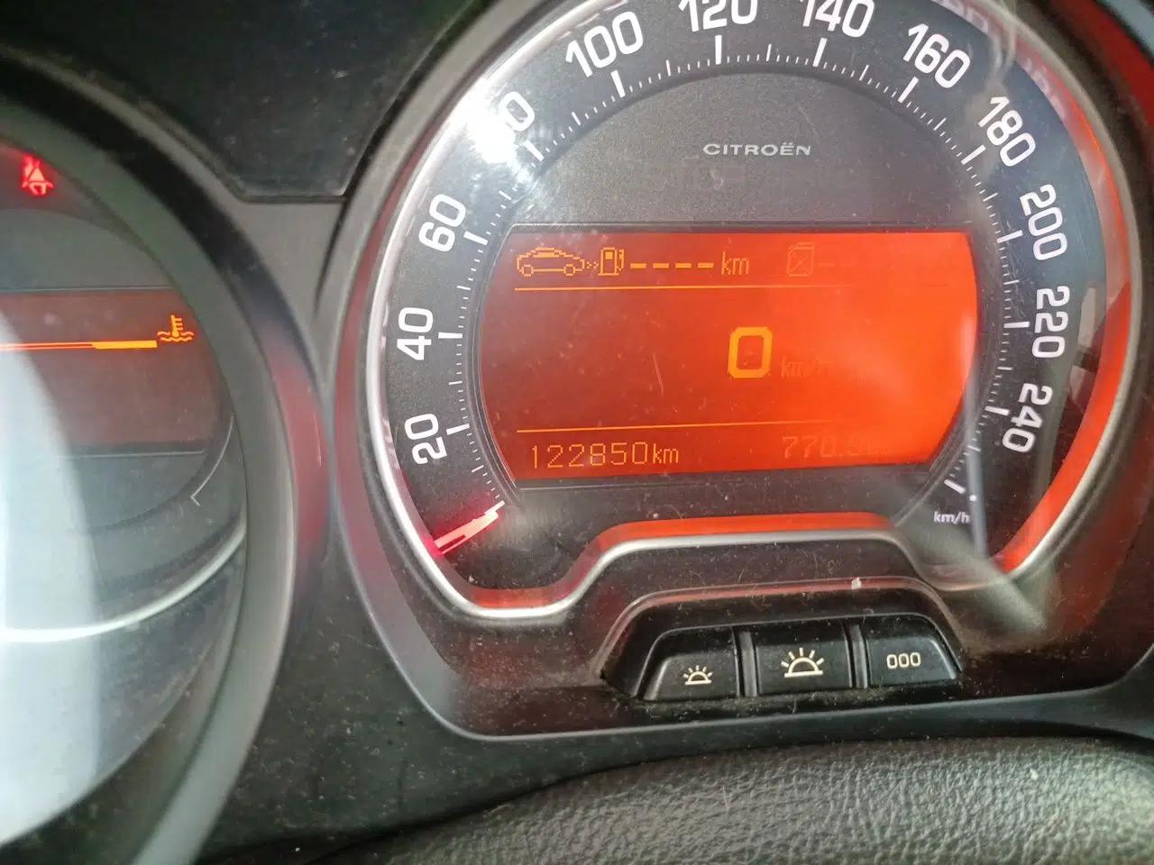 Citroen C5 2011 Dongfang Zhilü 2.3L Automatic Luxury Model — миниатюра 12