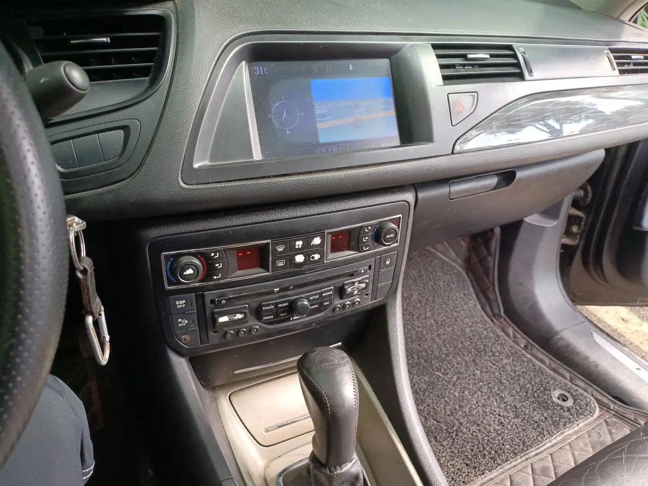 Citroen C5 2011 Dongfang Zhilü 2.3L Automatic Luxury Model — миниатюра 13