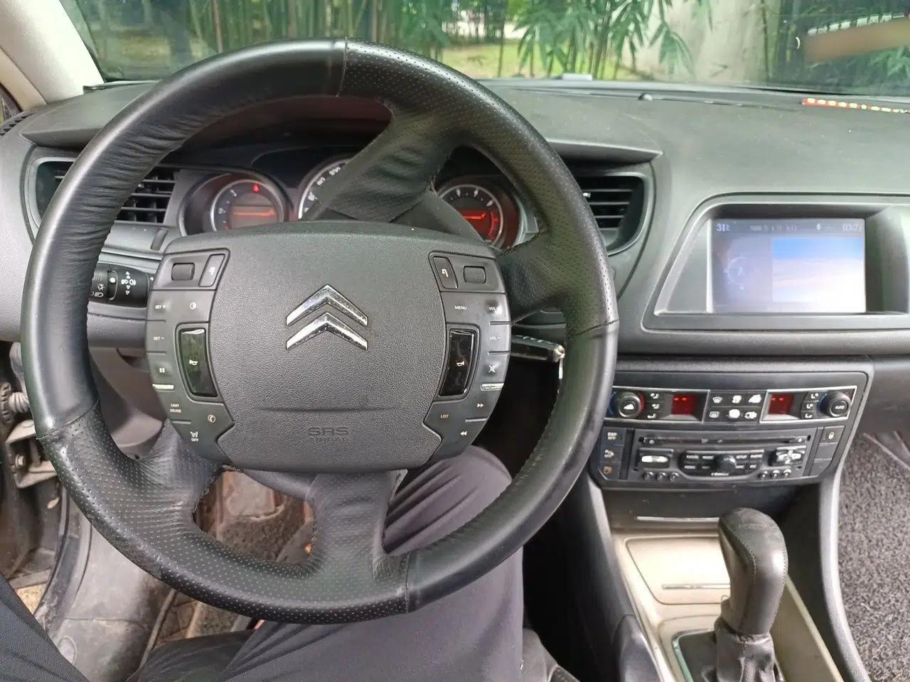 Citroen C5 2011 Dongfang Zhilü 2.3L Automatic Luxury Model — миниатюра 9