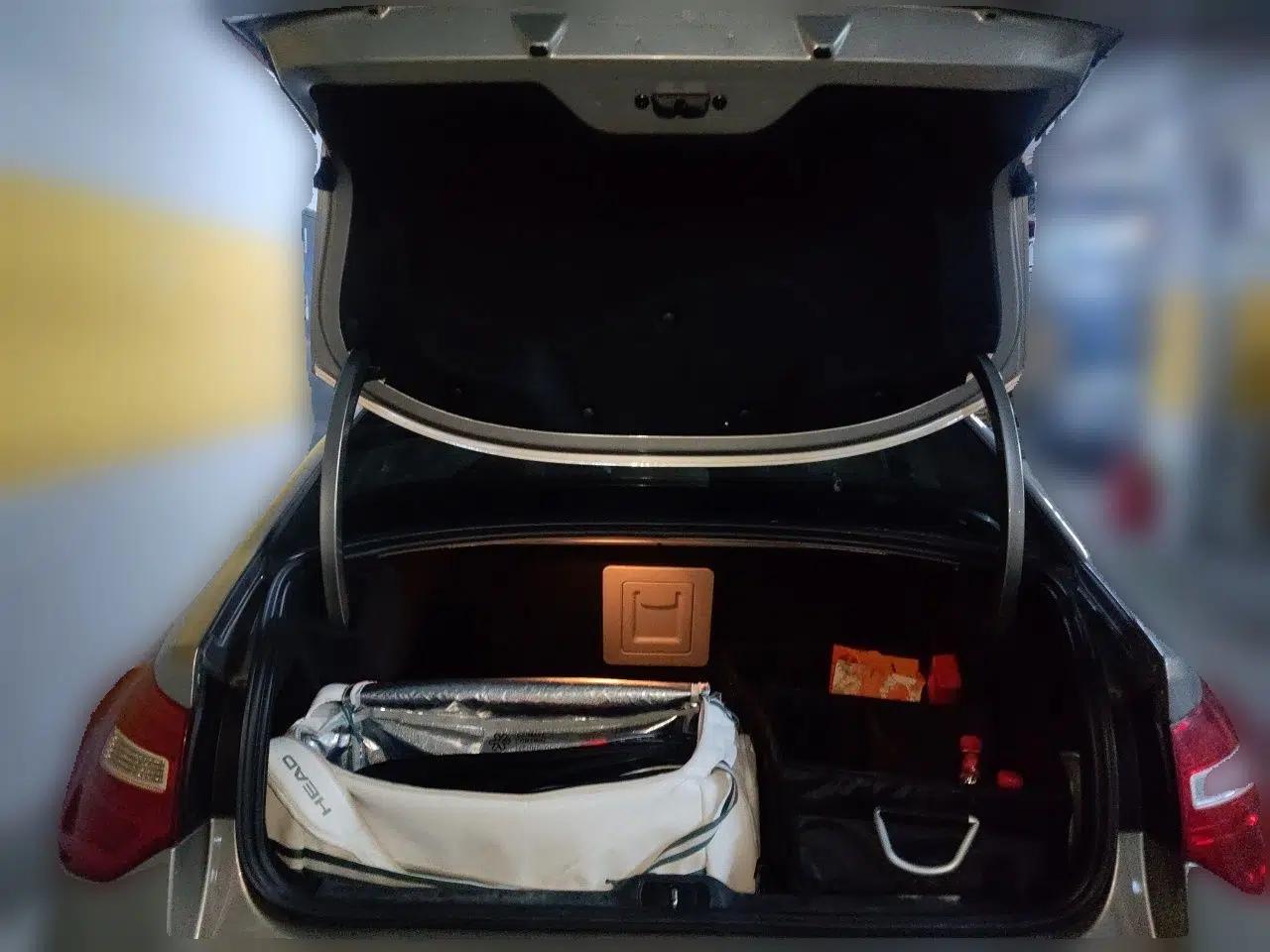 Citroen C5 2013 2.0L Automatic Luxury Model — миниатюра 19