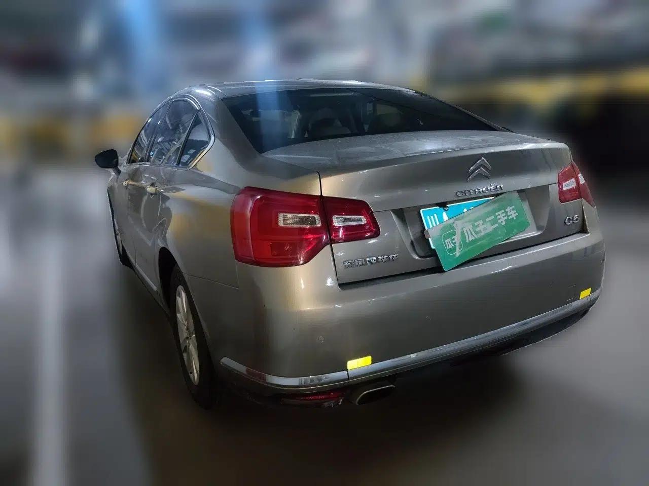 Citroen C5 2013 2.0L Automatic Luxury Model — миниатюра 4