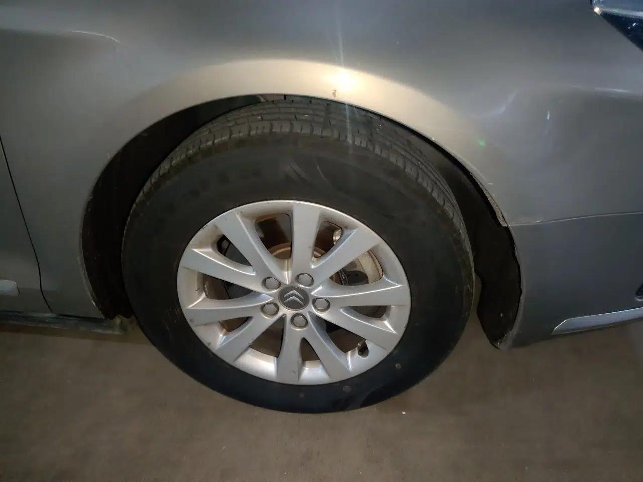 Citroen C5 2013 2.0L Automatic Luxury Model — миниатюра 8