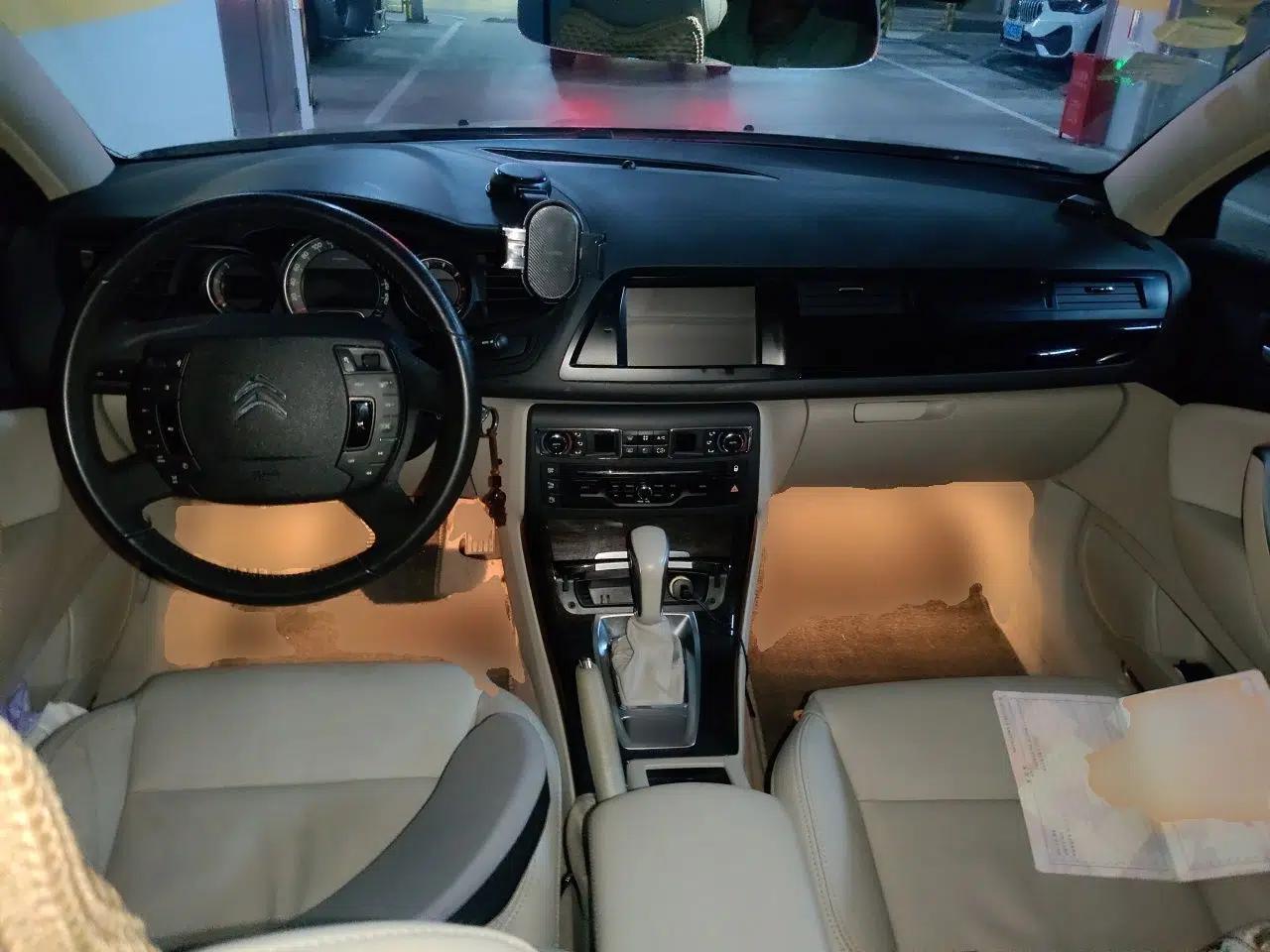 Citroen C5 2013 2.0L Automatic Luxury Model — миниатюра 9