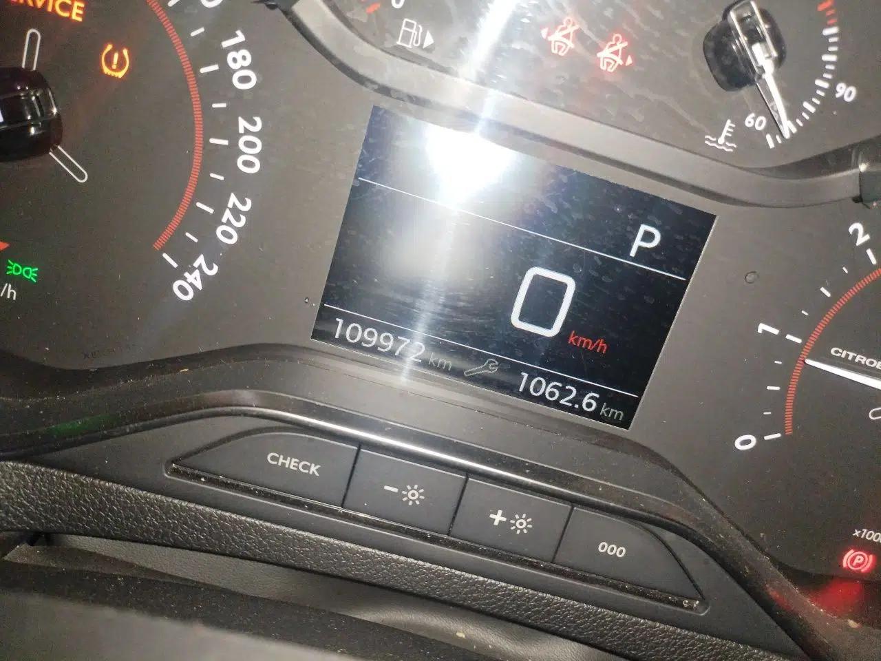 Citroen C5 2017 350THP Automatic Luxury Model — миниатюра 12