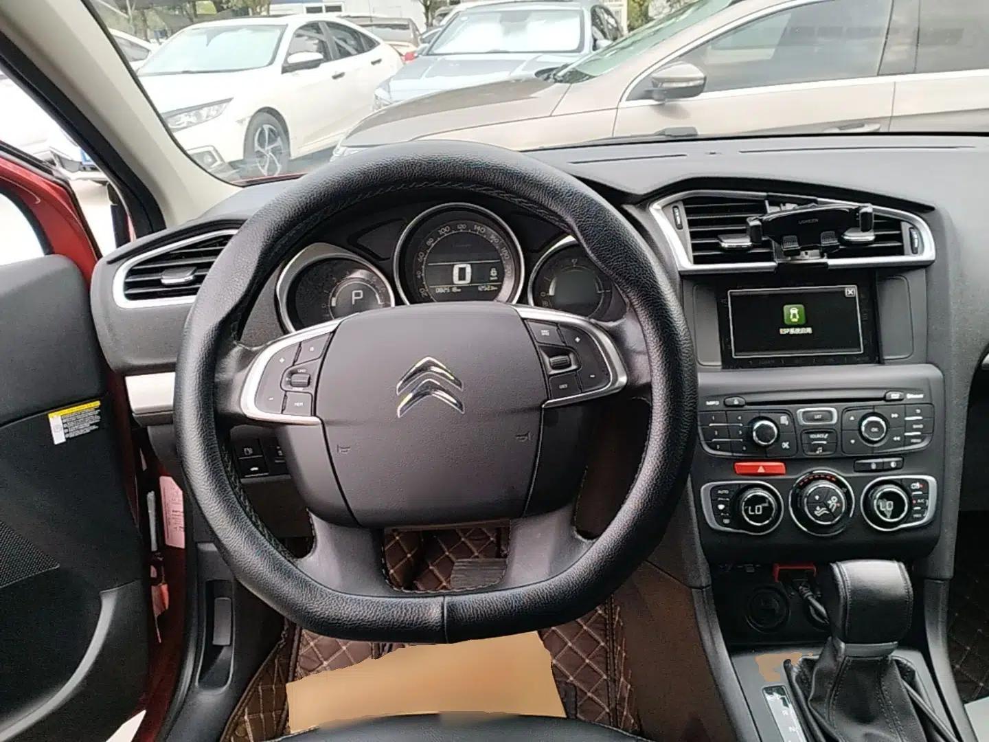 Citroen C4L 2016 1.2T Automatic Elite Model — миниатюра 13