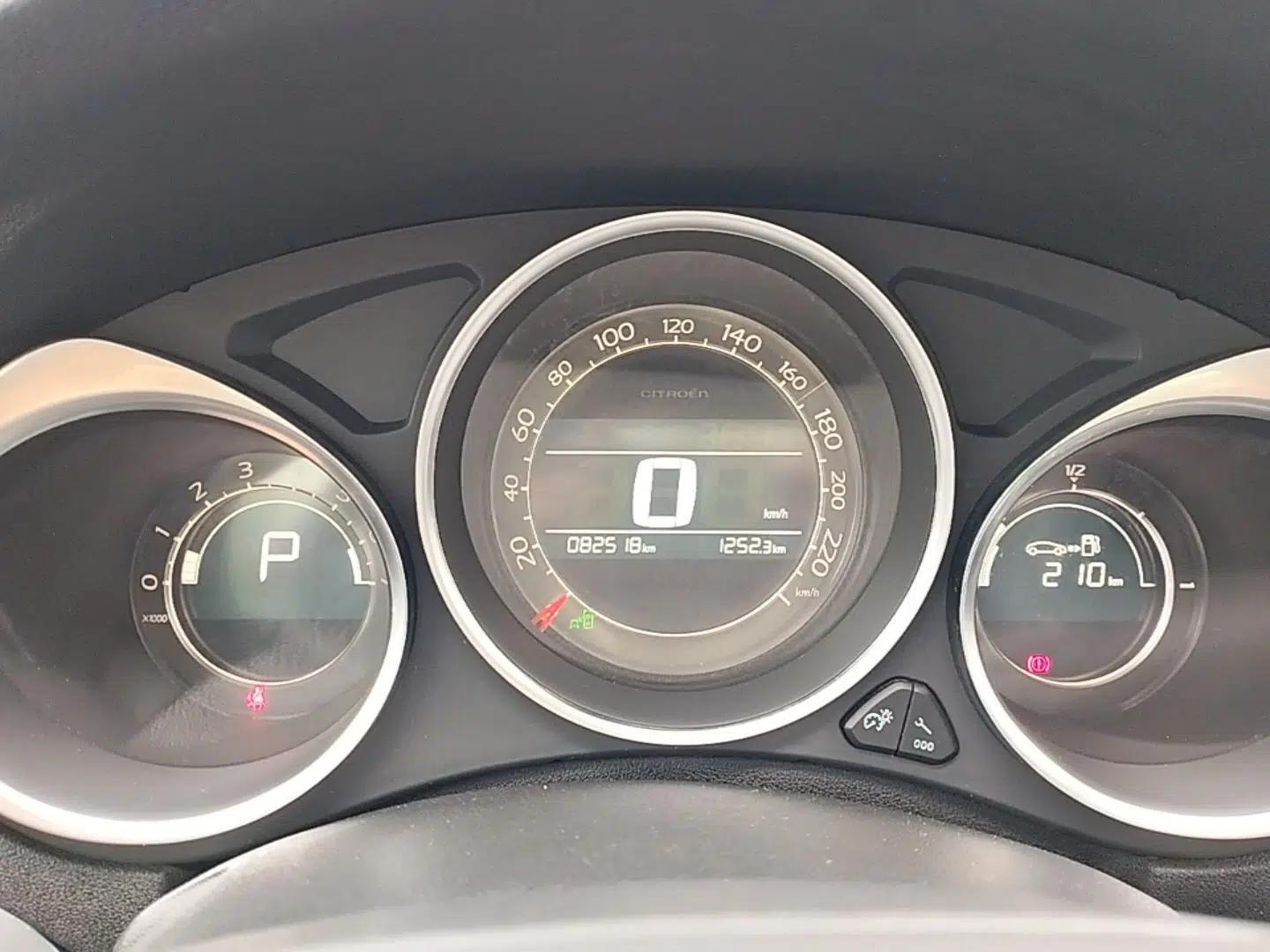 Citroen C4L 2016 1.2T Automatic Elite Model — миниатюра 14