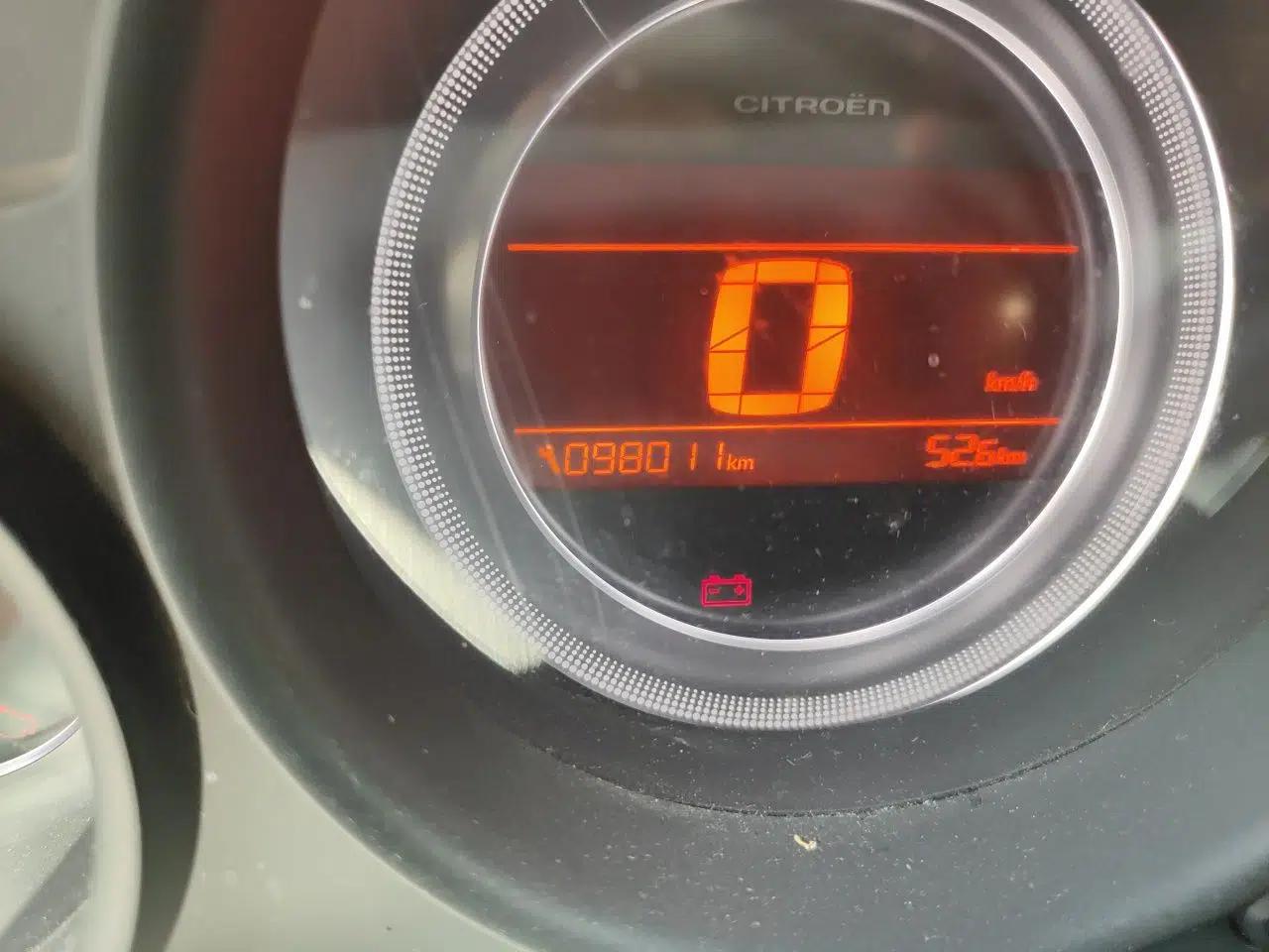 Citroen C4L 2013 1.8L Automatic Enjoyment Edition — миниатюра 12