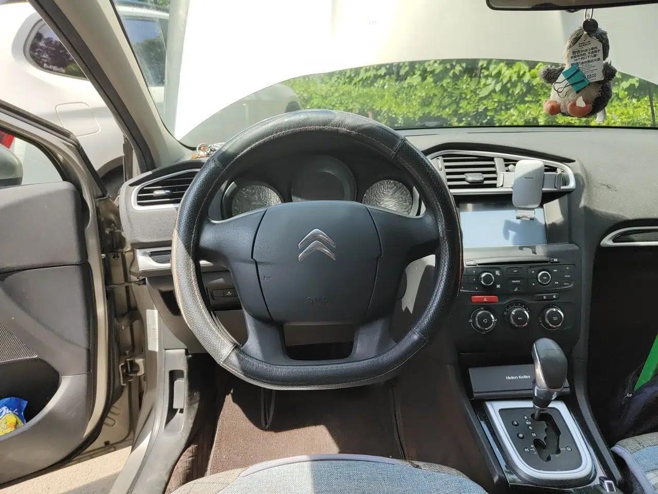 Citroen C4L 2013 1.8L Automatic Enjoyment Edition — миниатюра 10