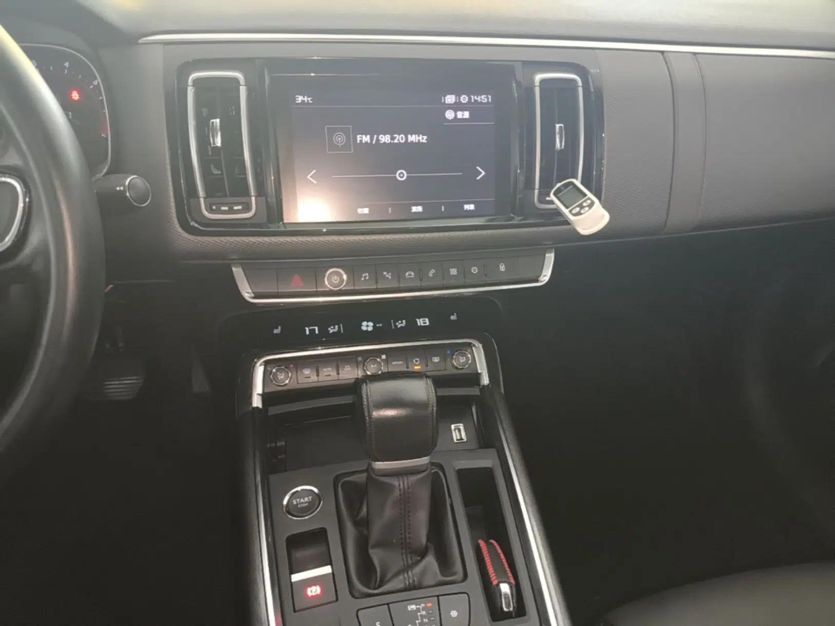 Citroen C6 2017 350THP Luxury Model — миниатюра 20
