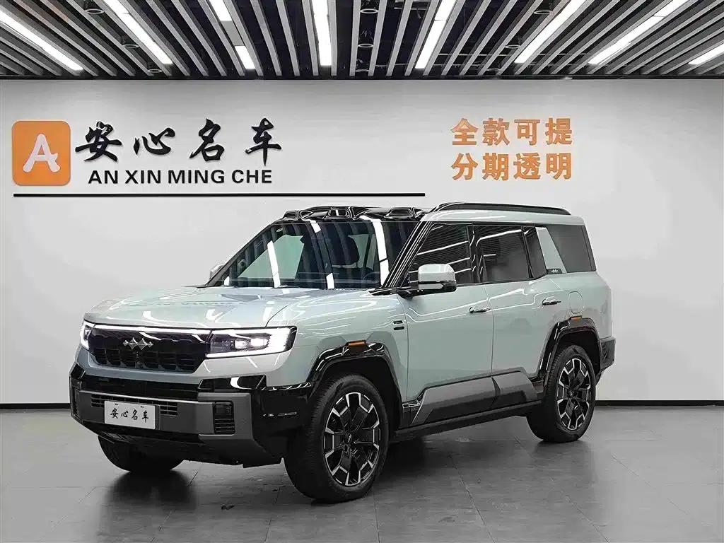 Leopard 8 2025 Smart & Brave Flagship Edition 6-seater — миниатюра 1