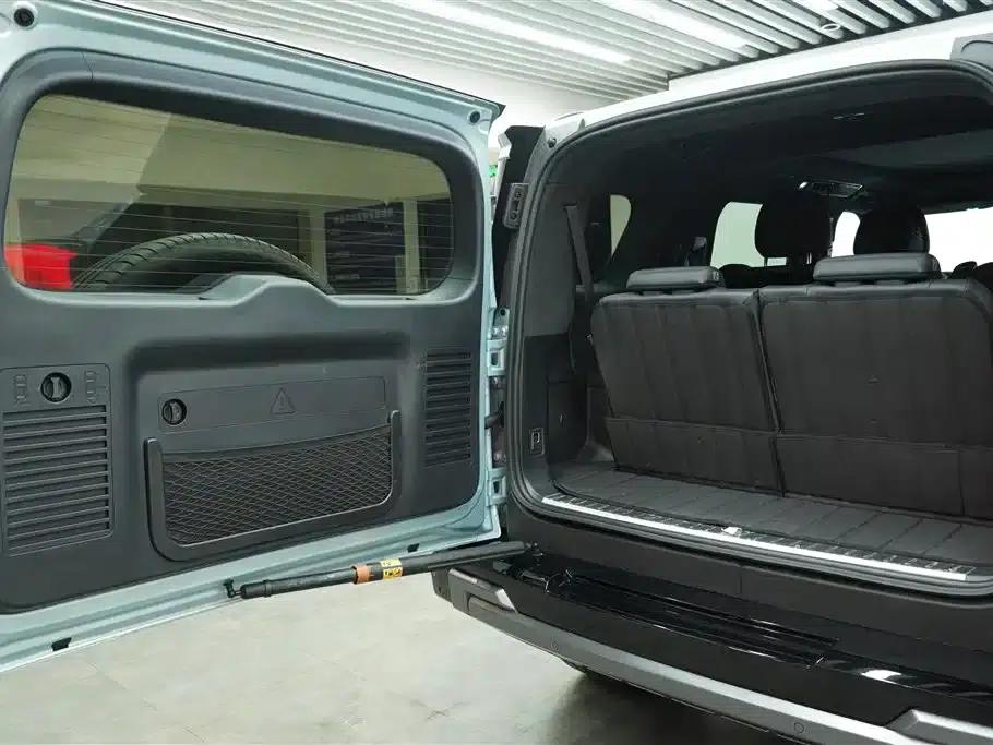 Leopard 8 2025 Smart & Brave Flagship Edition 6-seater — миниатюра 20