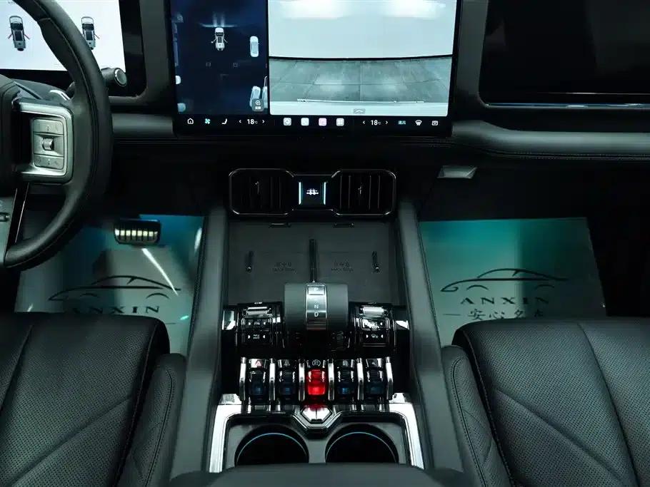 Leopard 8 2025 Smart & Brave Flagship Edition 6-seater — миниатюра 24