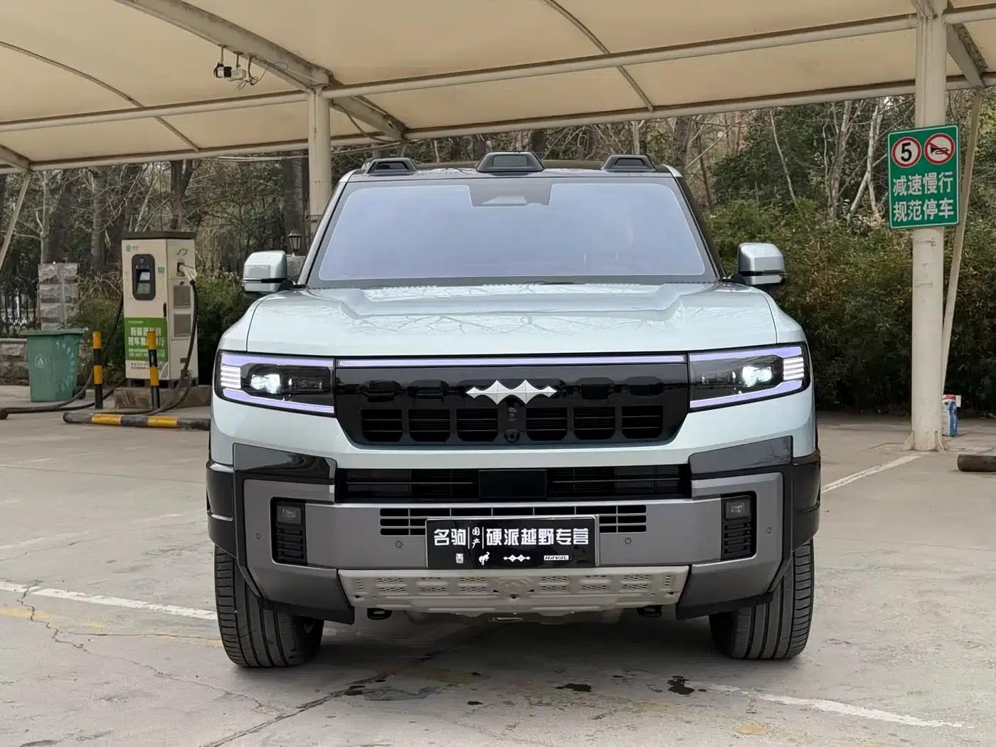 Leopard 8 2025 Smart & Brave Flagship Edition 6-seater — миниатюра 2