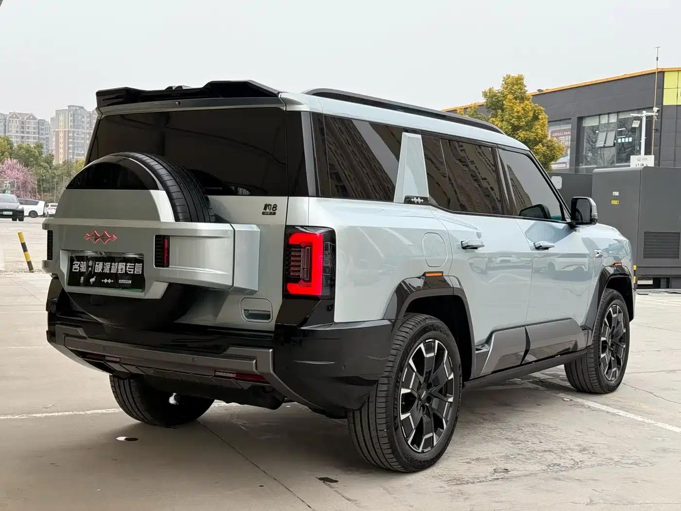 Leopard 8 2025 Smart & Brave Flagship Edition 6-seater — миниатюра 8
