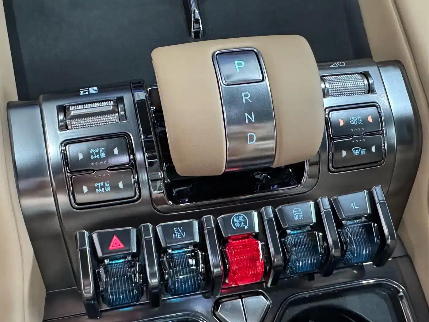 Leopard 8 2025 Smart & Brave Flagship Edition 7-Seater — миниатюра 17