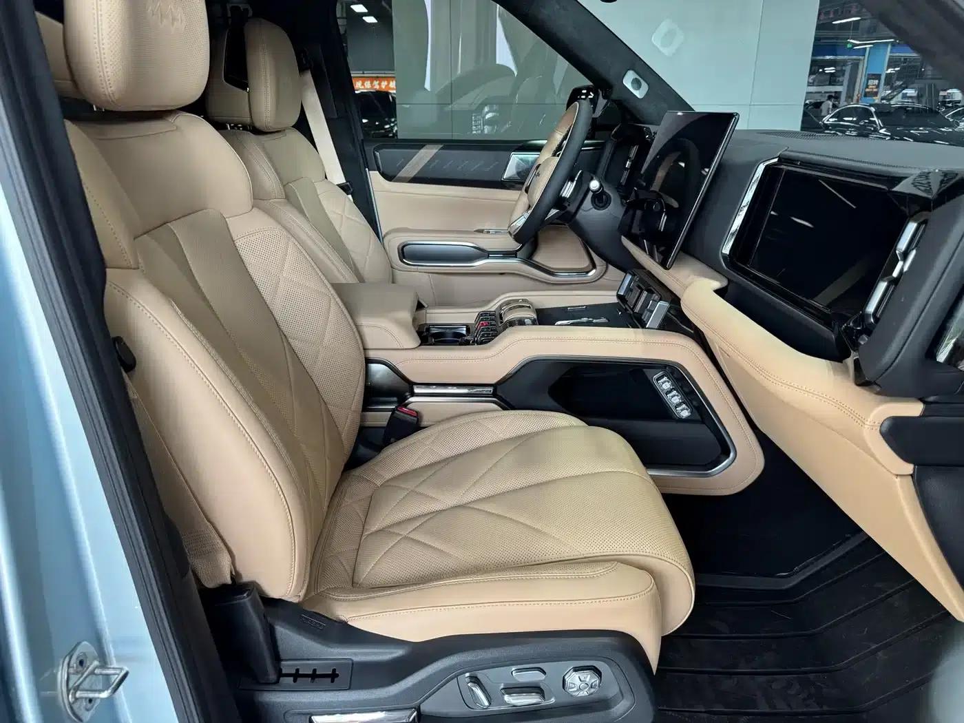Leopard 8 2025 Smart & Brave Flagship Edition 7-Seater — миниатюра 9